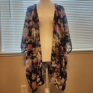 DAVI & DANI Floral Kimono - Black, Pink, Cream